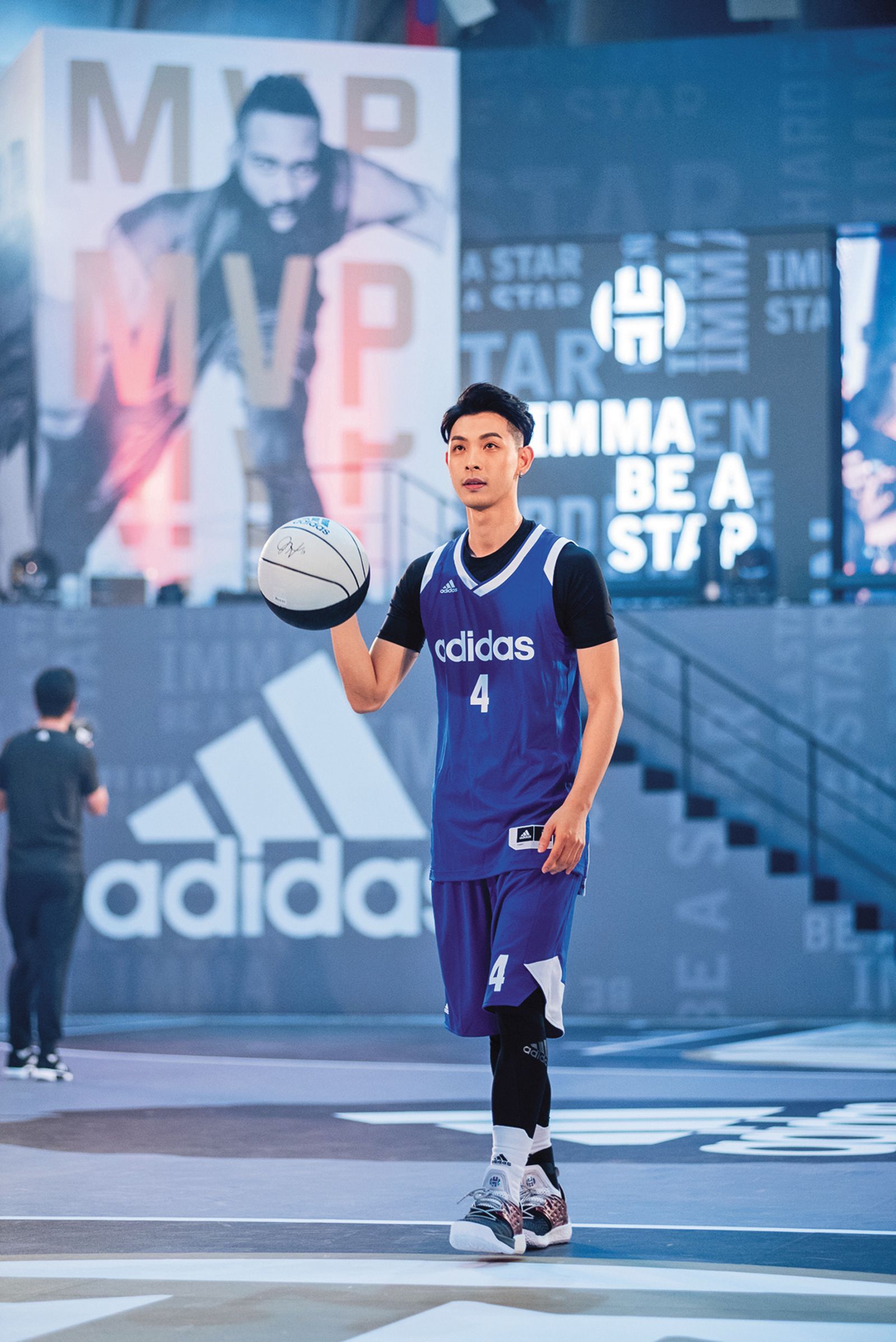 連晨翔對自己要求嚴格,希望努力達到工作最完美狀態。(圖/adidas提供)