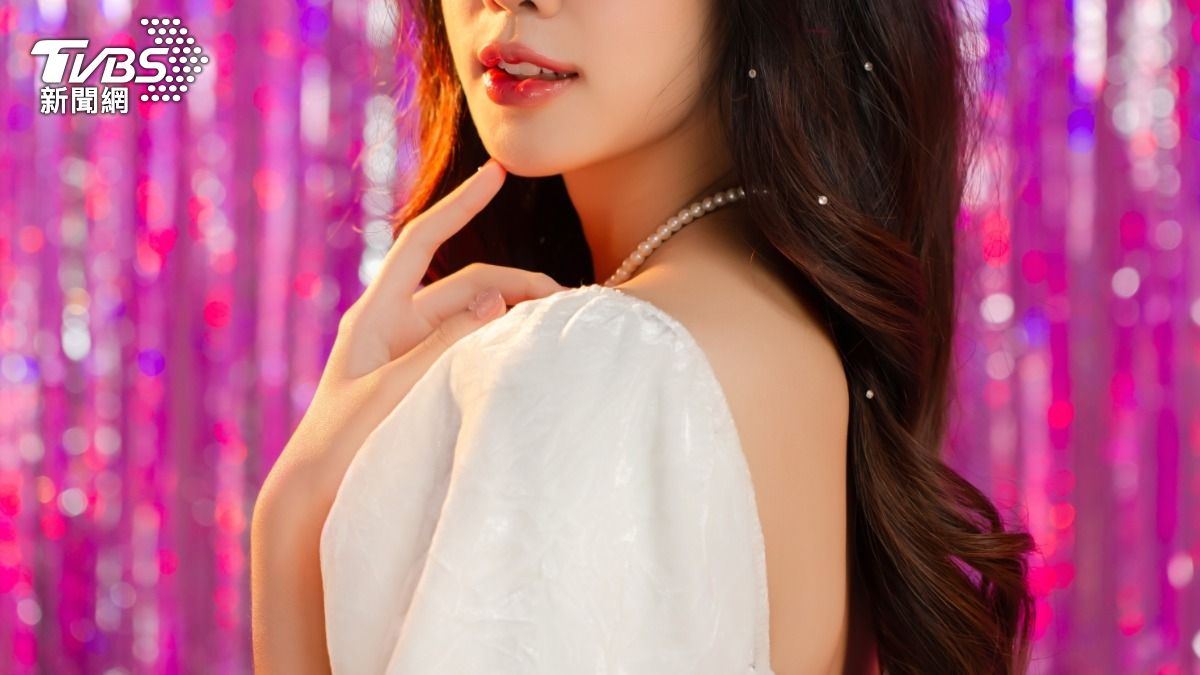 根據金澤美奈說法,不少酒店妹都選擇「出走海外」。(示意圖,非本文當事人/Shutterstock達志影像)
