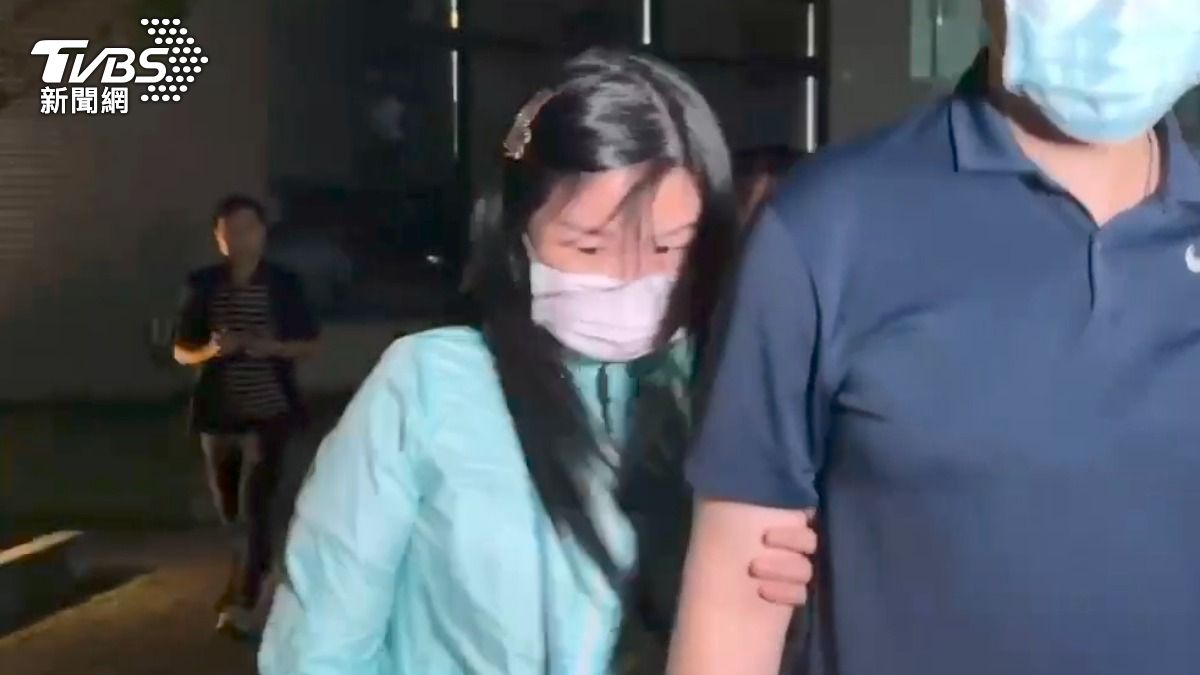 陳重文的妻子白惠萍無保請回。（圖／TVBS）