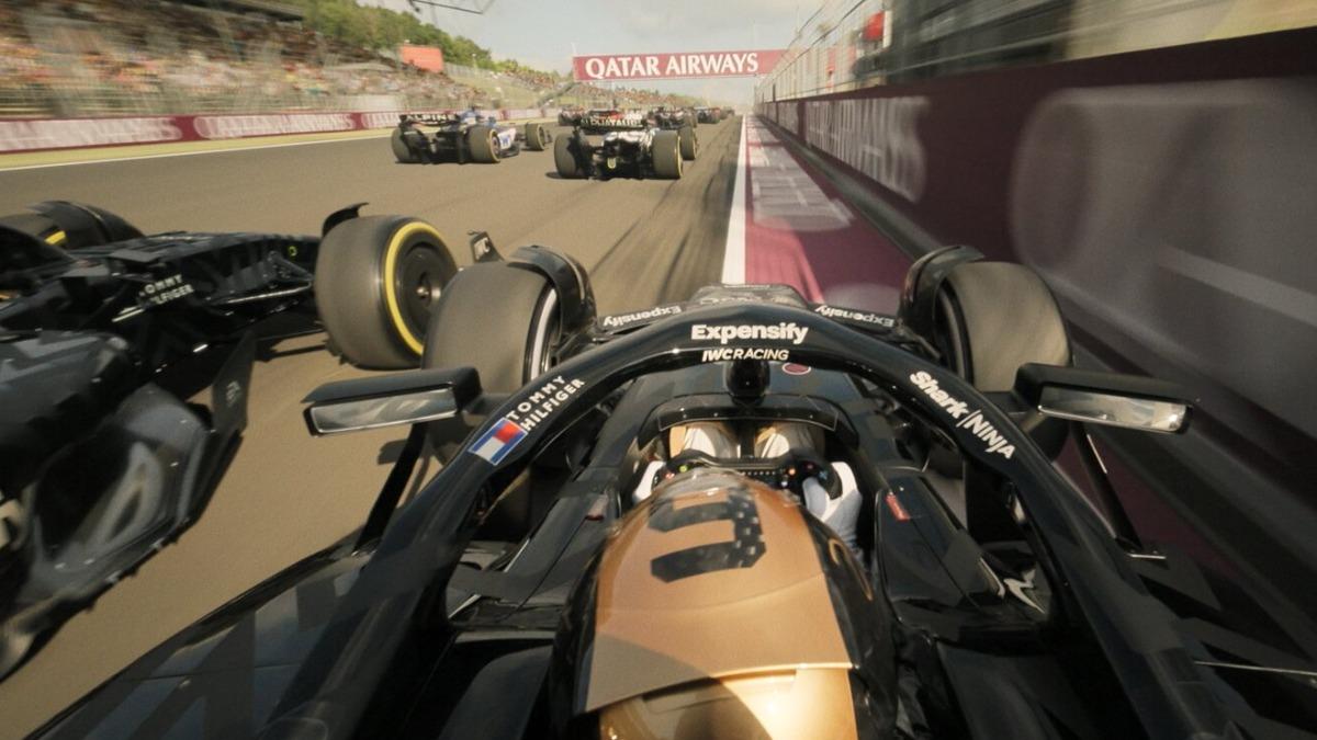 《F1電影》挑戰最為真實的飆速賽車。(圖/華納兄弟提供)