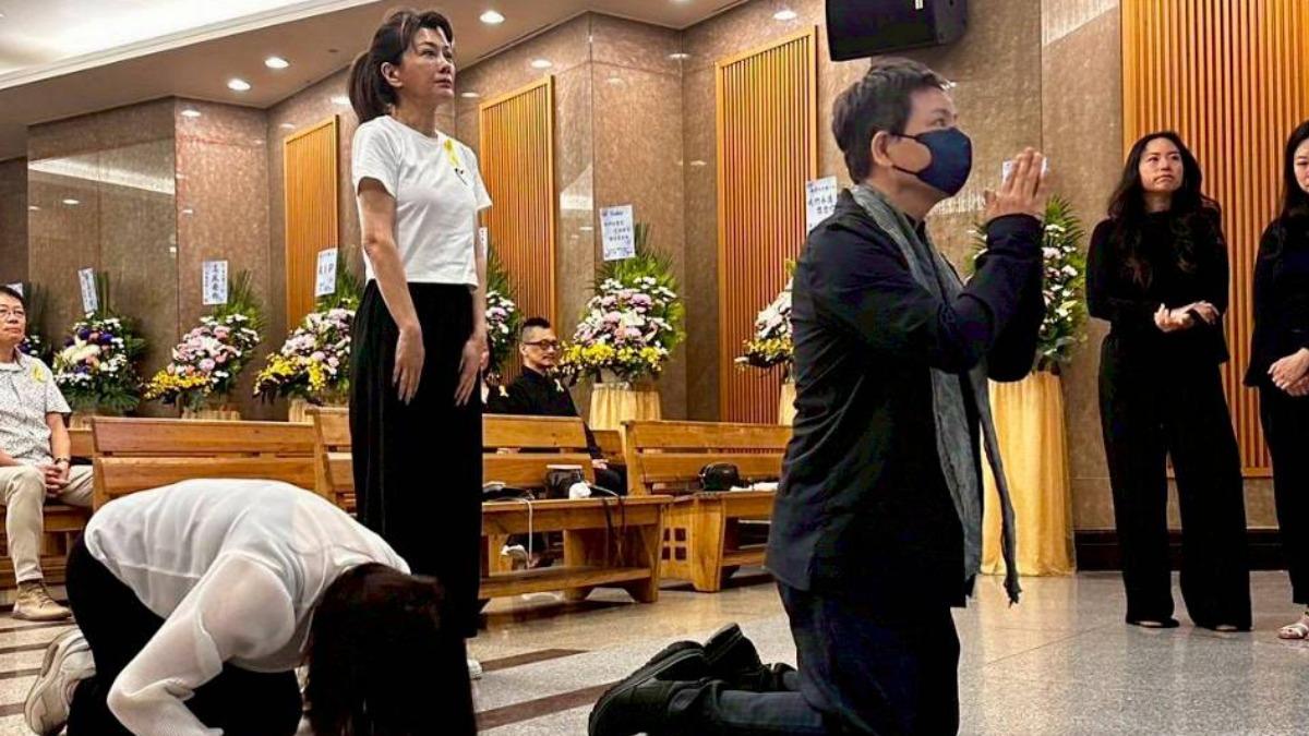 陳凱倫15年來,已主持數十場告別式。(圖/陳凱倫提供)