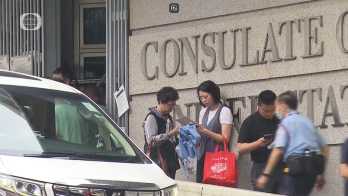 美駐港總領事館 港民眾排隊等候面試(圖/TVB)