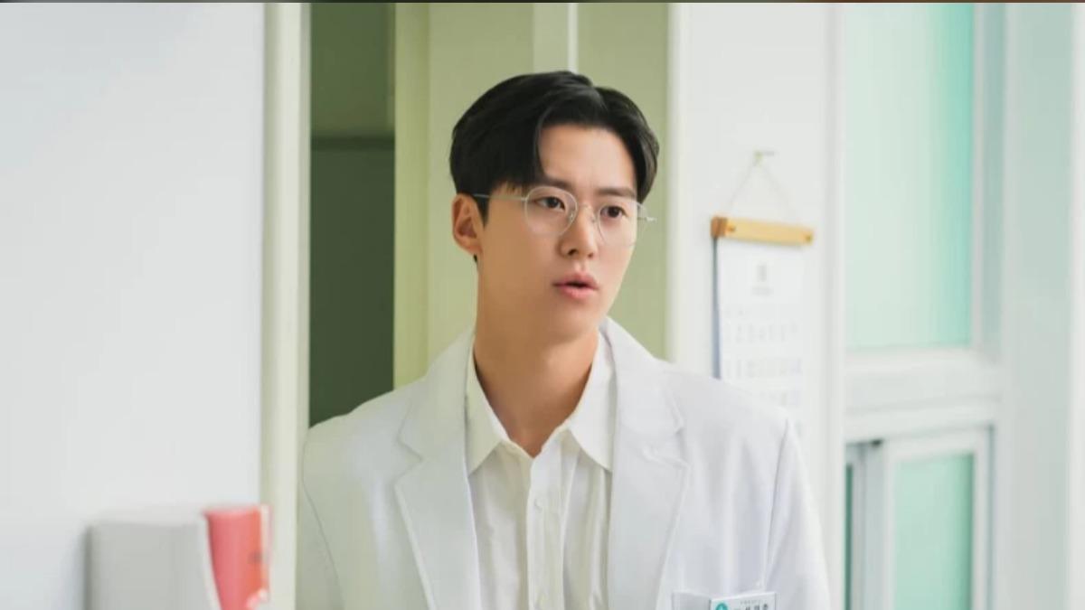 ESTP 常常在追求刺激和新鮮事物時表現出「我可以,但你不行」的態度。(圖/翻攝自IG@tvn_drama)
