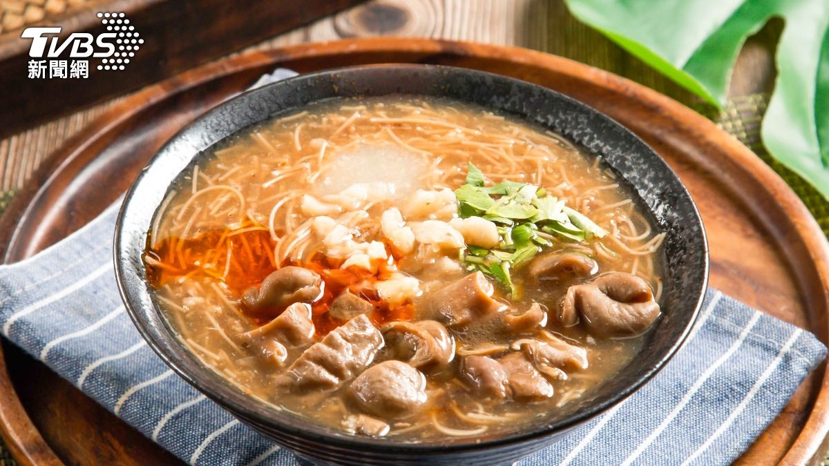街頭小吃之謎?有大腸麵線就有「這盤」 饕客點頭:套餐,懂?