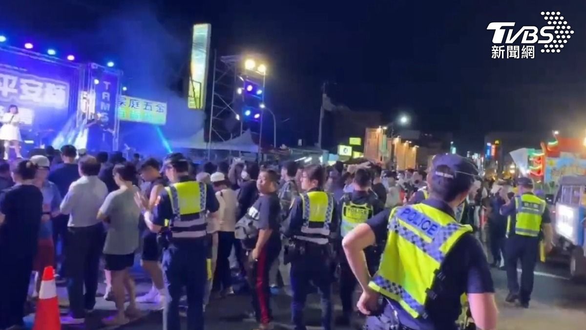 本次清水祖師遶境警方規劃400名警力。(圖/TVBS)