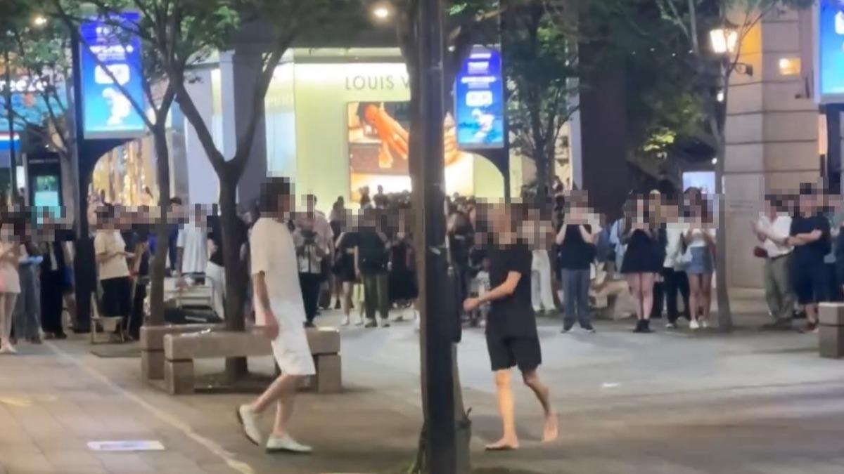 唱歌太吵!信義區2男「蛇行走位」出拳對峙 民眾:以為街頭藝人