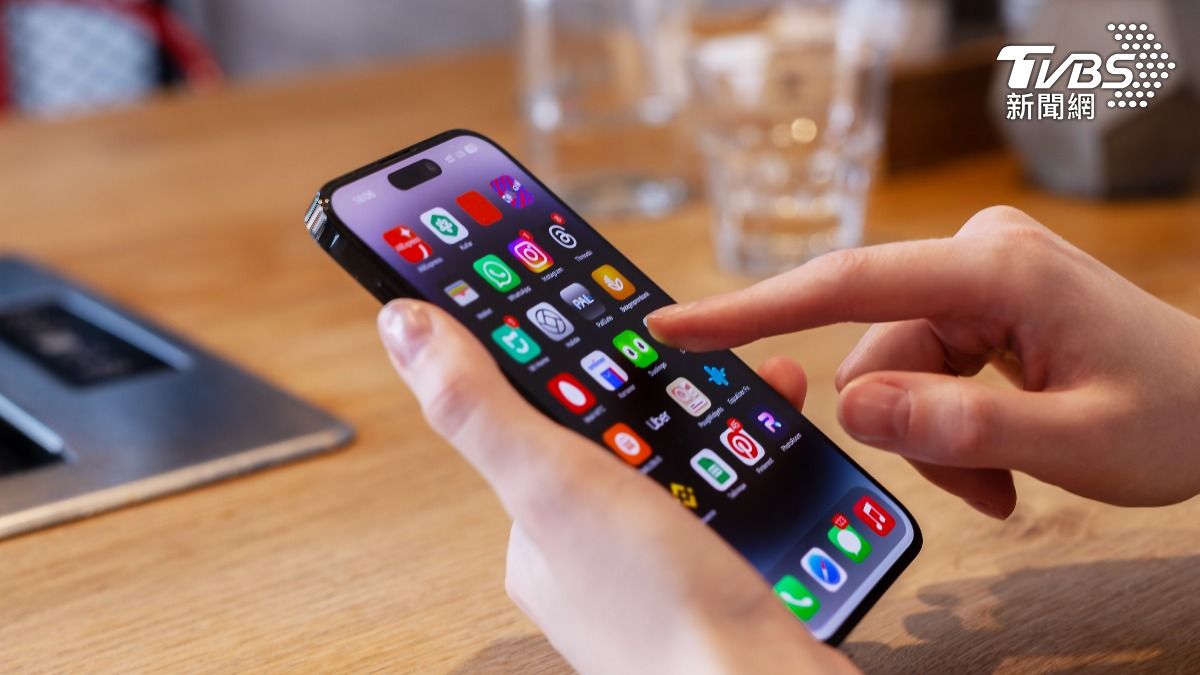 蘋果iOS26推「超狂新功能」 Joeman讚爆:I人救星