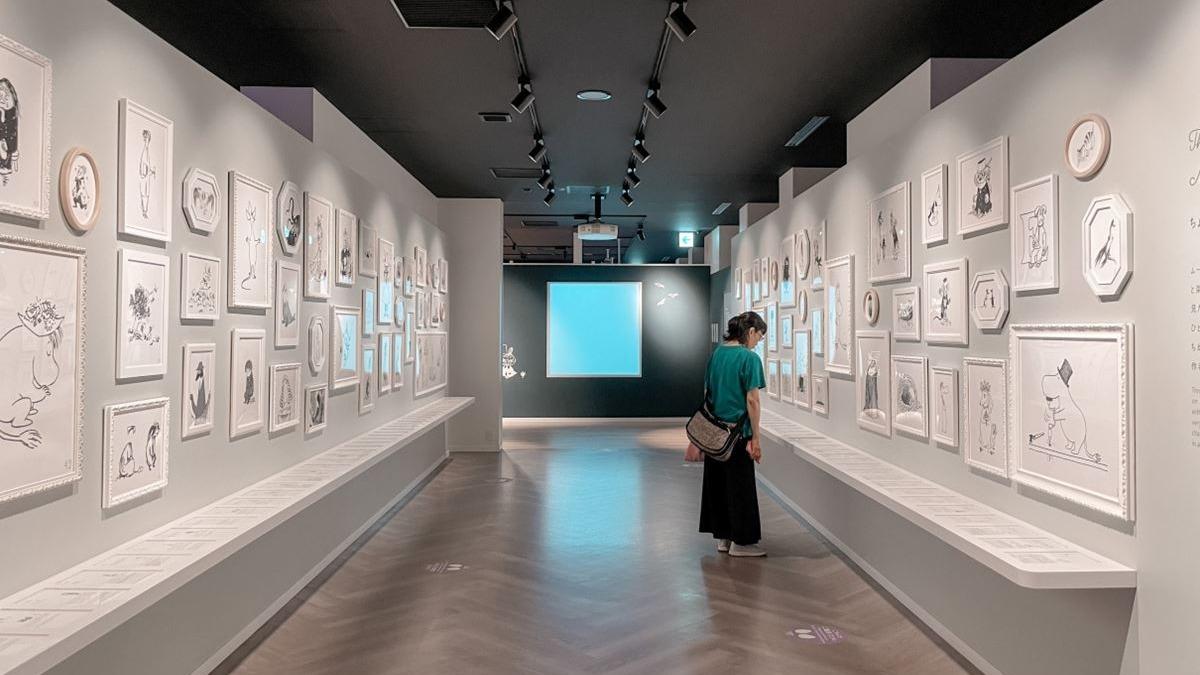 KOKEMUS內部有各種嚕嚕米相關的展覽與餐飲、商店等。（圖／嗨*我波卡提供）