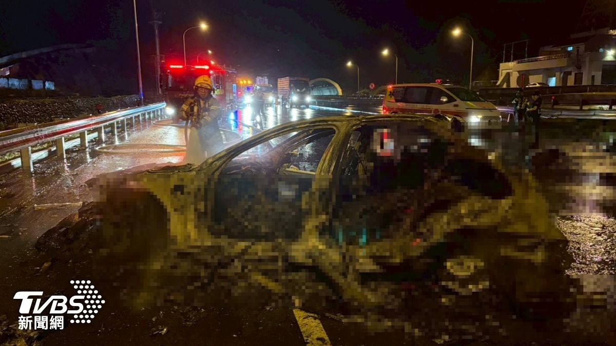 國3中寮隧道出口25歲男自撞噴飛慘死 整台車燒成廢鐵
