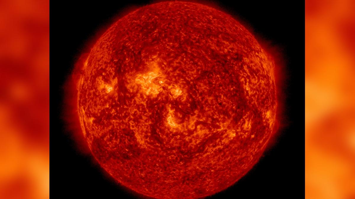 5月31日日冕物質拋射事件太陽表面影像。(圖/氣象署提供)