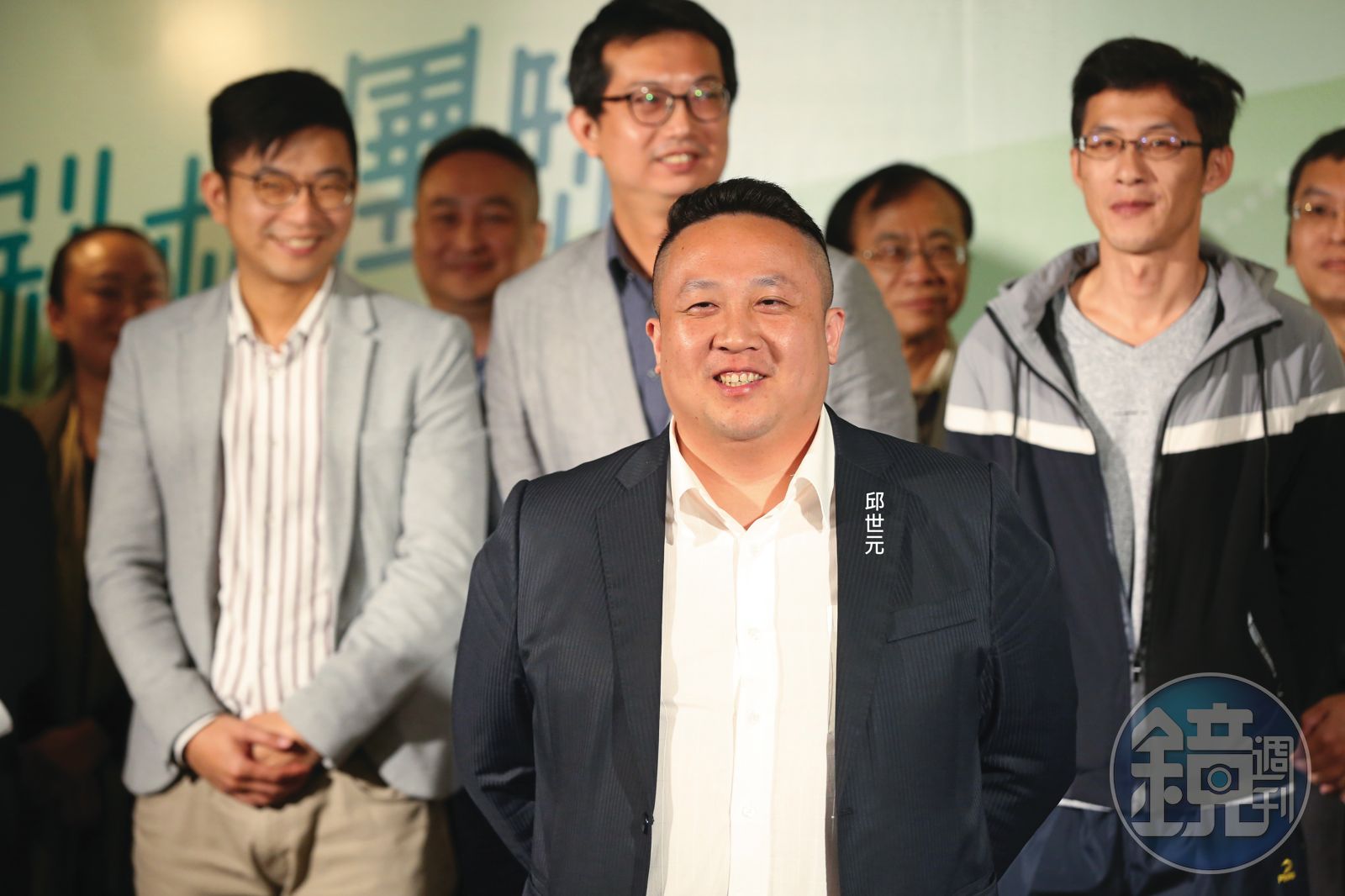 邱世元遭吸收為共諜,他咬出向吳尚雨及何仁傑取得機敏資料,再透過黃取榮洩給中共。(圖/鏡週刊)