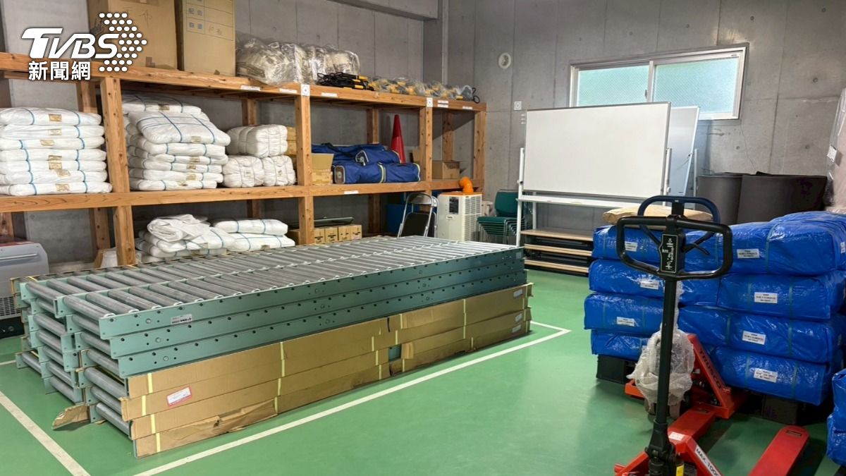 熊本縣儲備基地位在益城町「縣消防學校」倉庫，提供國家儲放救災物資。（圖／游雅嵐攝）