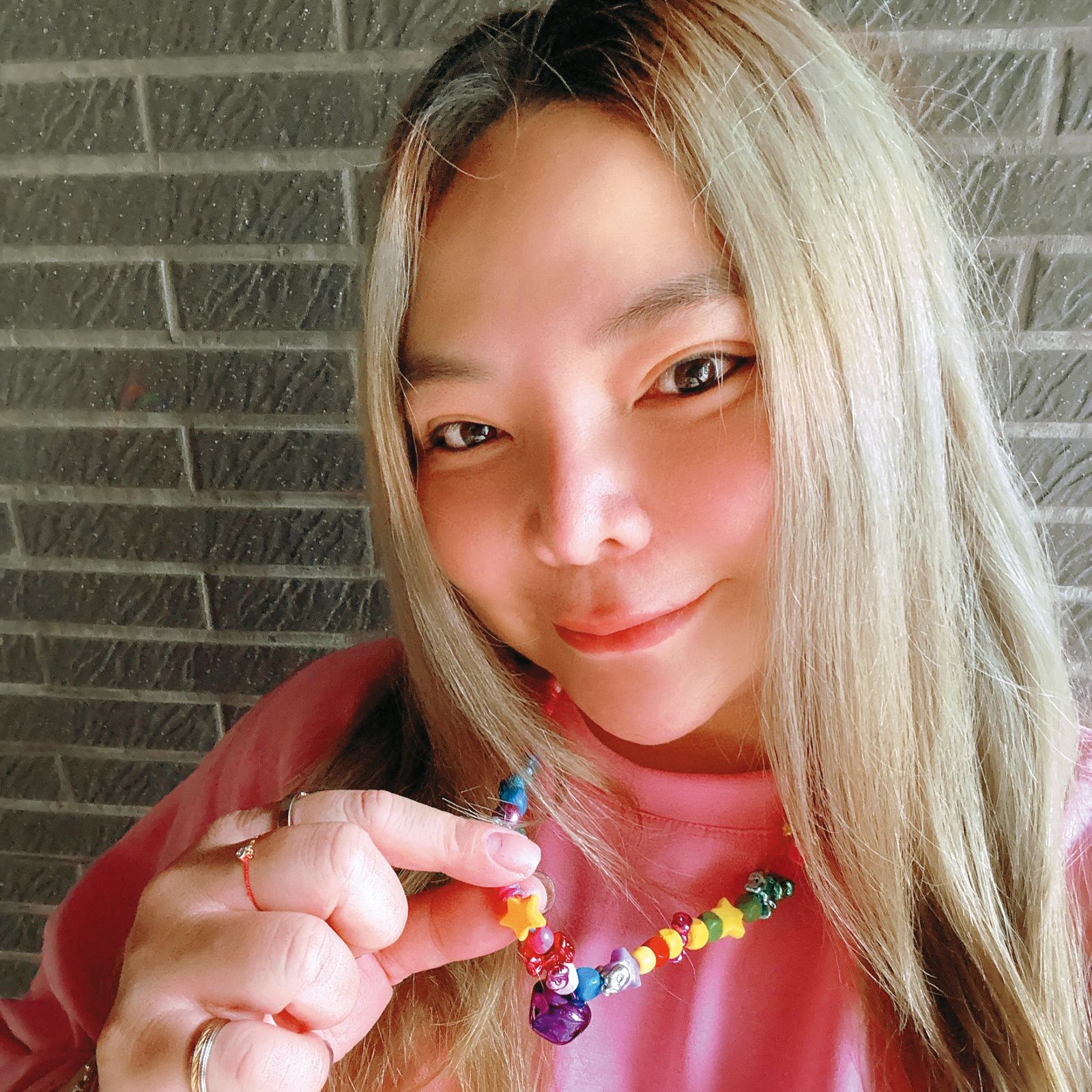 小甜甜離婚後，仍不時與宋晉賢在網路開戰。（翻攝自小甜甜臉書）