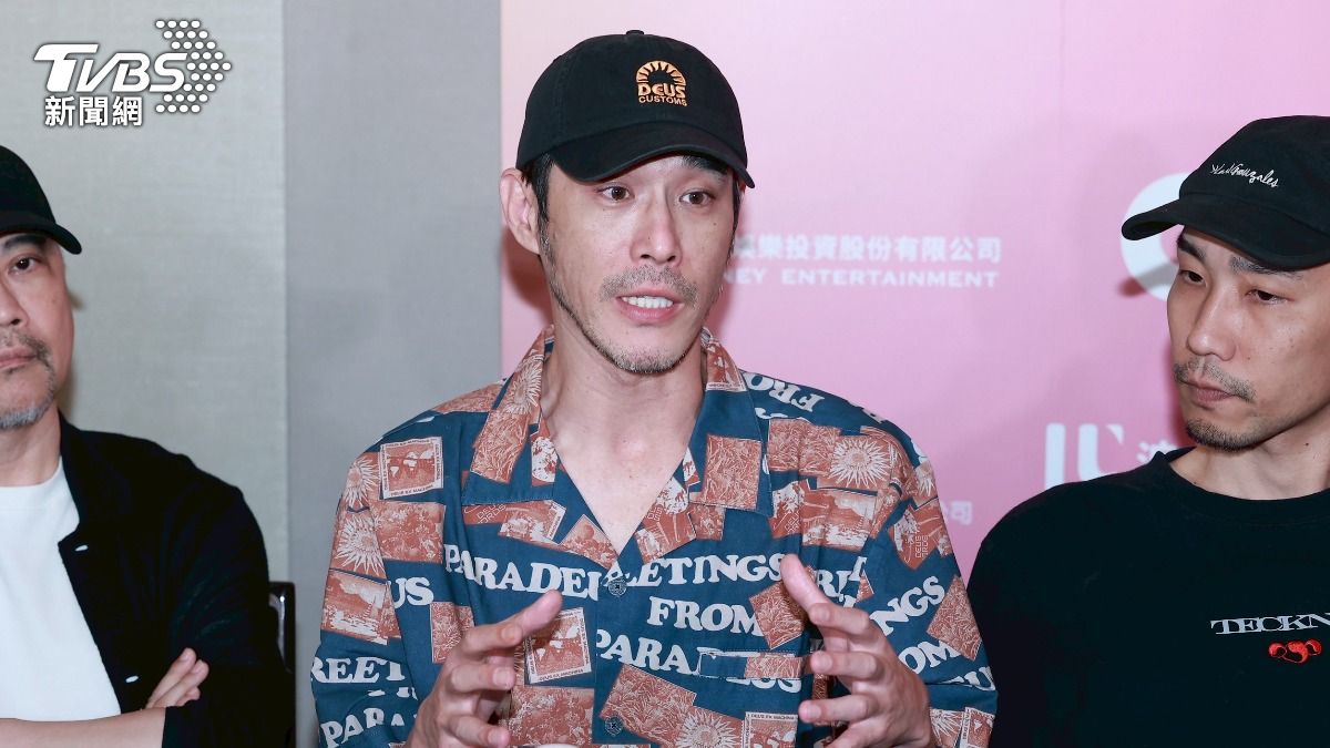 黃騰浩這次擔任監製,壓力大到白頭髮長很多。(圖/黃城碩攝)