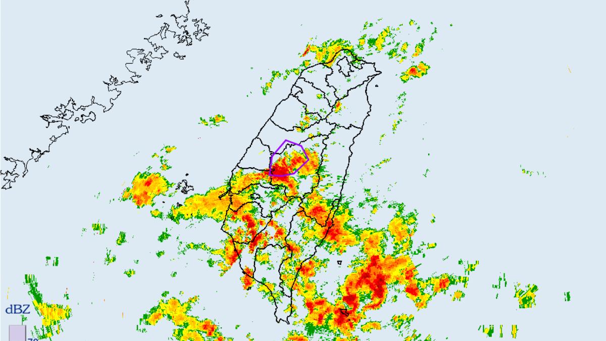 天氣/國家警報響了!大雷雨狂轟4縣市 防劇烈降雨、打雷