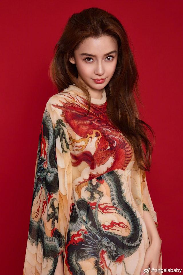 Angelababy人氣及事業已大不如前。（圖／翻攝自微博＠Angelababy）