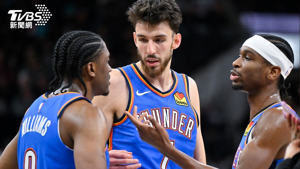 NBA雷霆今夏將面臨「三少」換約難題。（圖／達志影像美聯社）