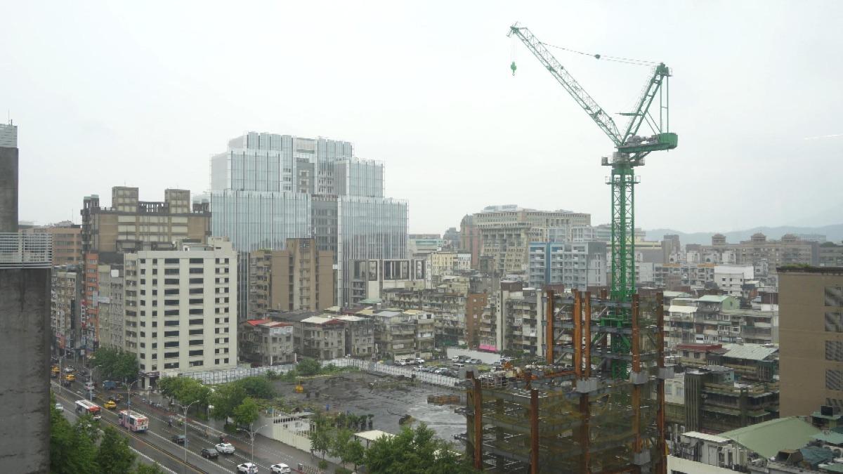 全台建商開工數暴增 專家憂後果（圖／TVBS）