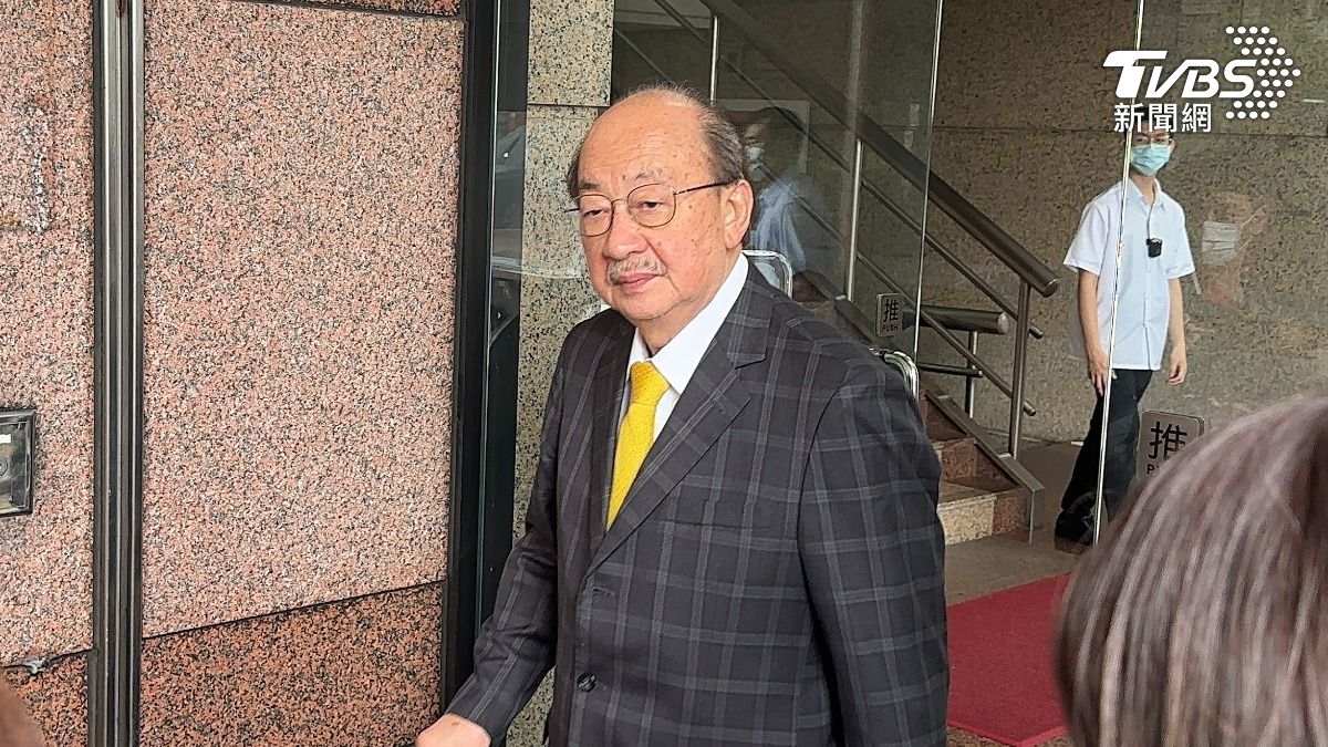 提「刑法100條伺候藍委」挨轟 柯建銘:法律還在沒廢除