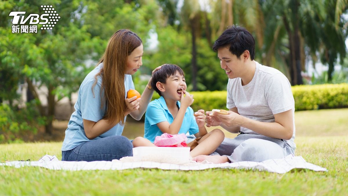 4生肖父母「能夠旺家運」!子女一路順遂 牛堅韌不拔果然上榜