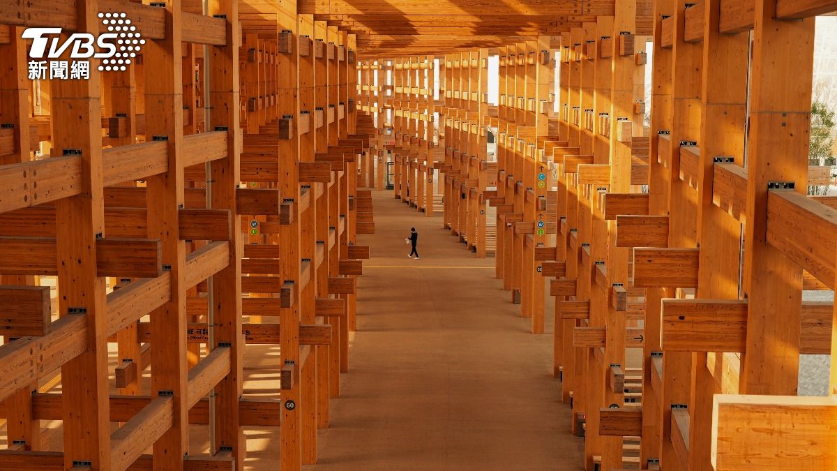 「大屋頂圓環」採用日本貫工法。(圖/達志影像路透社)
