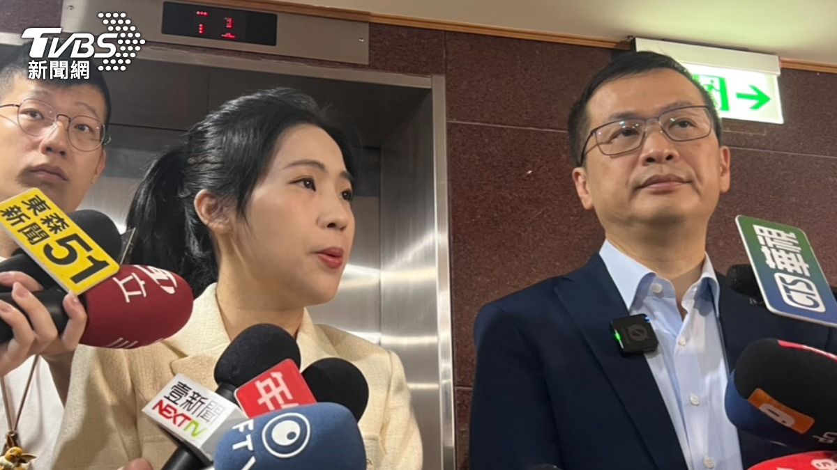 田秋堇怨沒公務車 徐巧芯轟巨嬰:是你們先對不起納稅錢