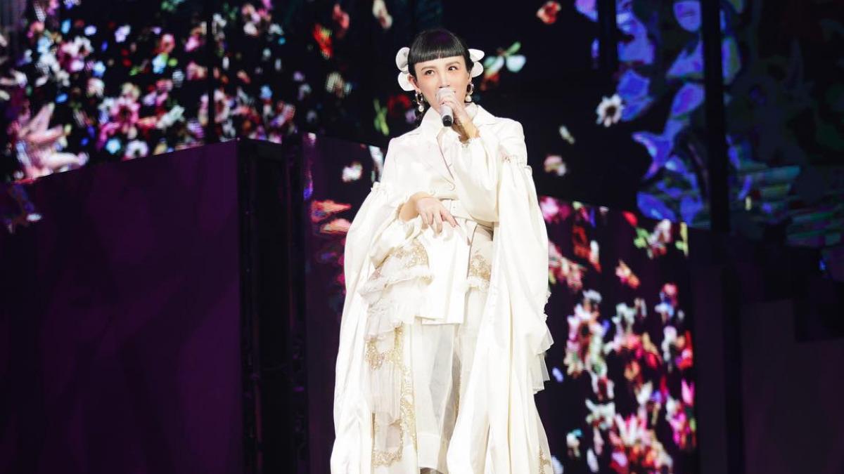 魏如萱有望抱回人生第2座金曲華語歌后獎座。(圖/翻攝自魏如萱臉書)