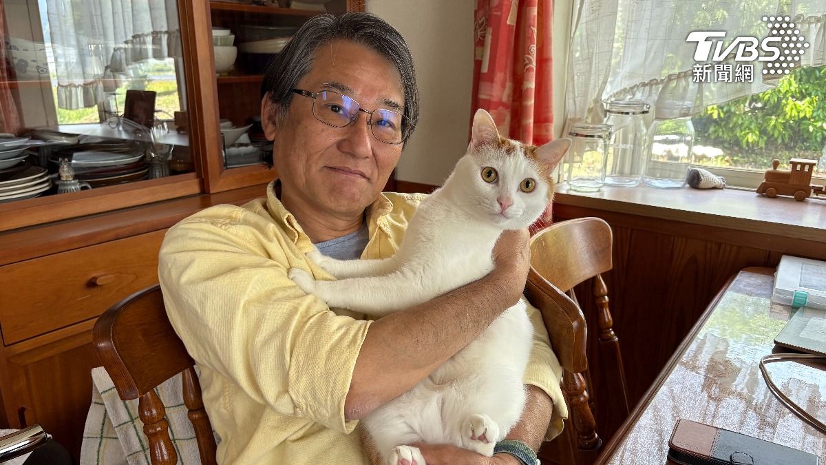 退休後擔任攝影師的一木康，回憶起熊本地震，至今仍餘悸猶存。（圖／游雅嵐攝）
