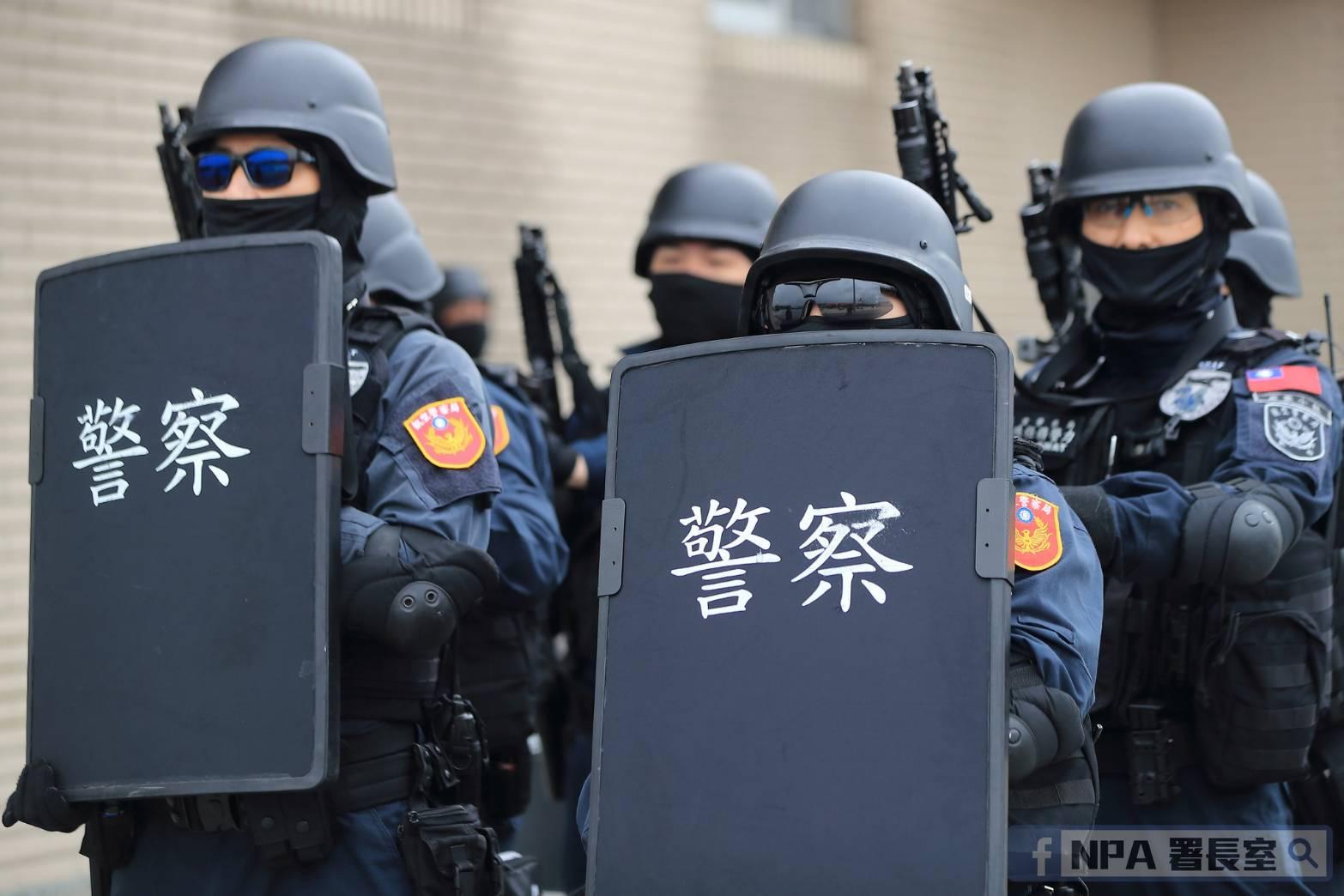 6月15日警察節放假1日。(圖/內政部警政署提供)