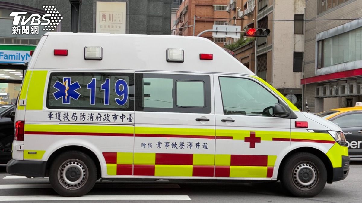 台中工人鑽破電線遭電擊四肢灼傷 2女受困電梯36分鐘