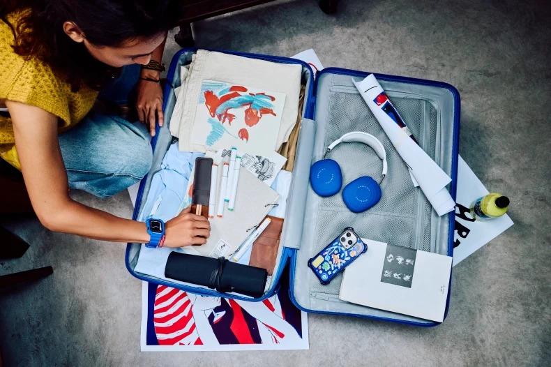 CASETiFY 隱藏式追蹤器、收納組。(圖/翻攝自CASETiFY官網)