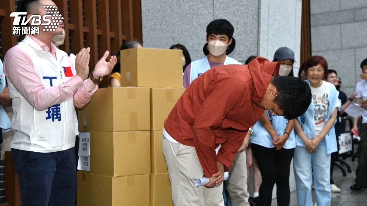 差3000份!罷吳沛憶未達標 李孝亮鞠躬:已反映民眾憤怒