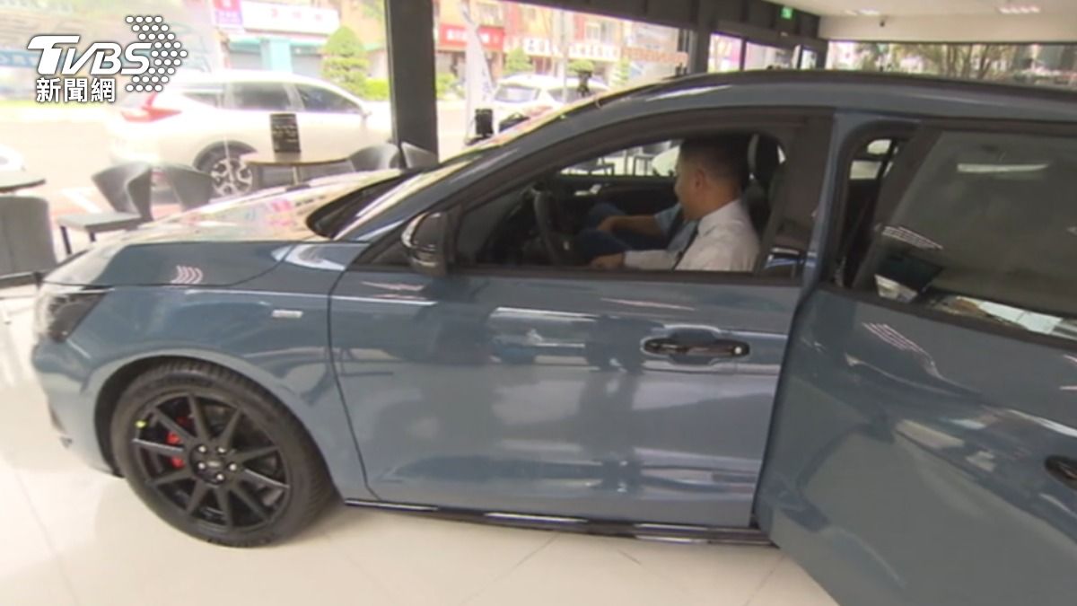 整體車市銷售輛從3月開始逐月下滑。(圖/TVBS)