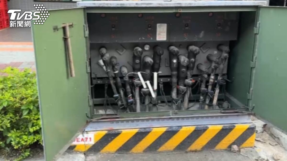 高雄車站商圈周邊大停電!民眾「全被熱醒」 963戶受影響