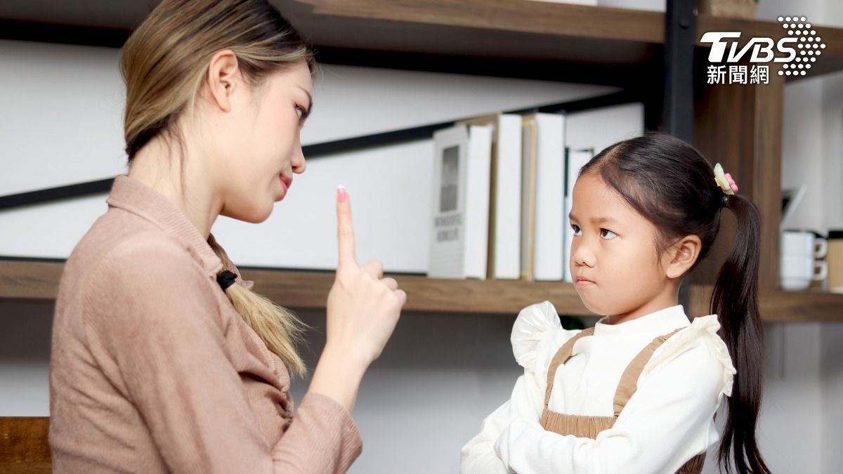 亞洲家長最愛搬「這2句」嗆小孩 全網爆共鳴:吵不贏必備金句