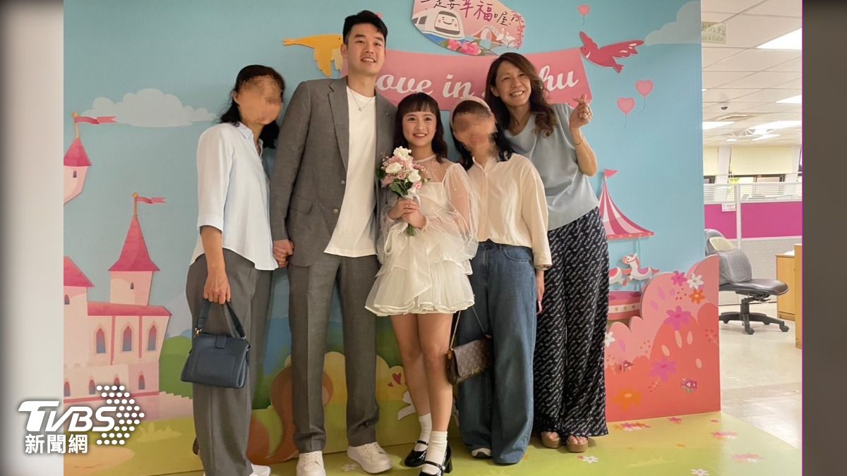 獨／告別單身！王齊麟今登記結婚　陳詩媛穿婚紗小鳥依人合照曝光