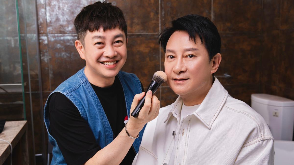 李明川藏好久!「姊夫」竟是香港大咖天王 60歲驚人近況曝光