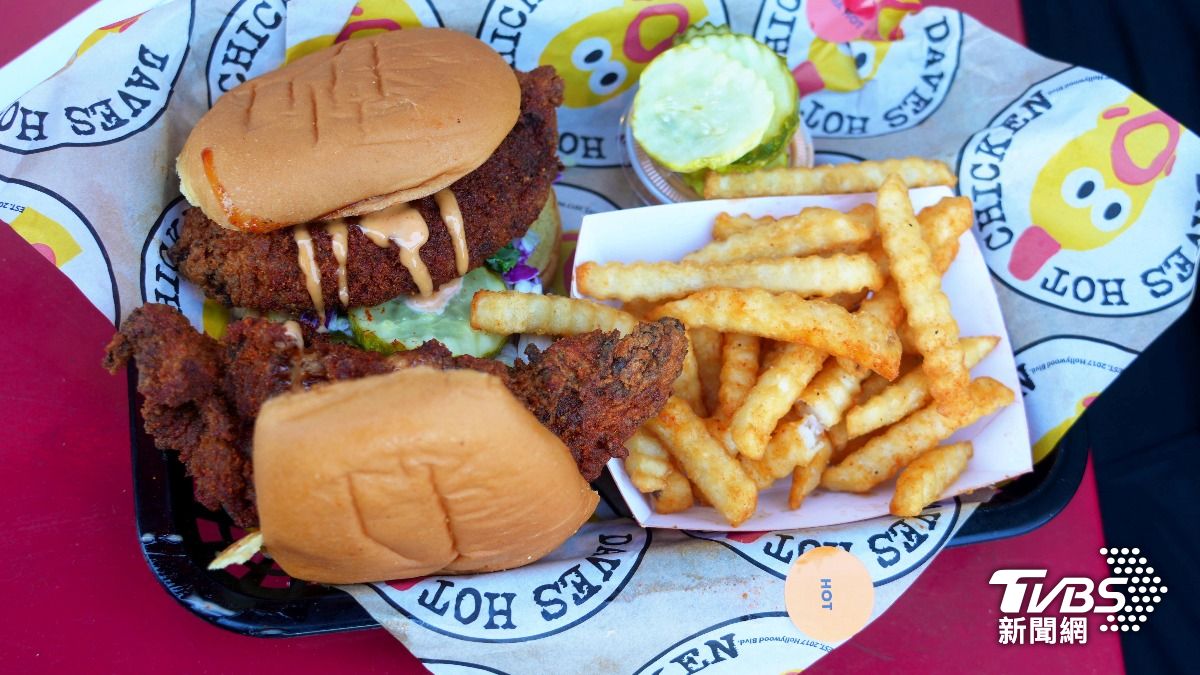 路邊攤變連鎖店!美炸雞品牌「300億售出」 19員工爽領百萬分紅