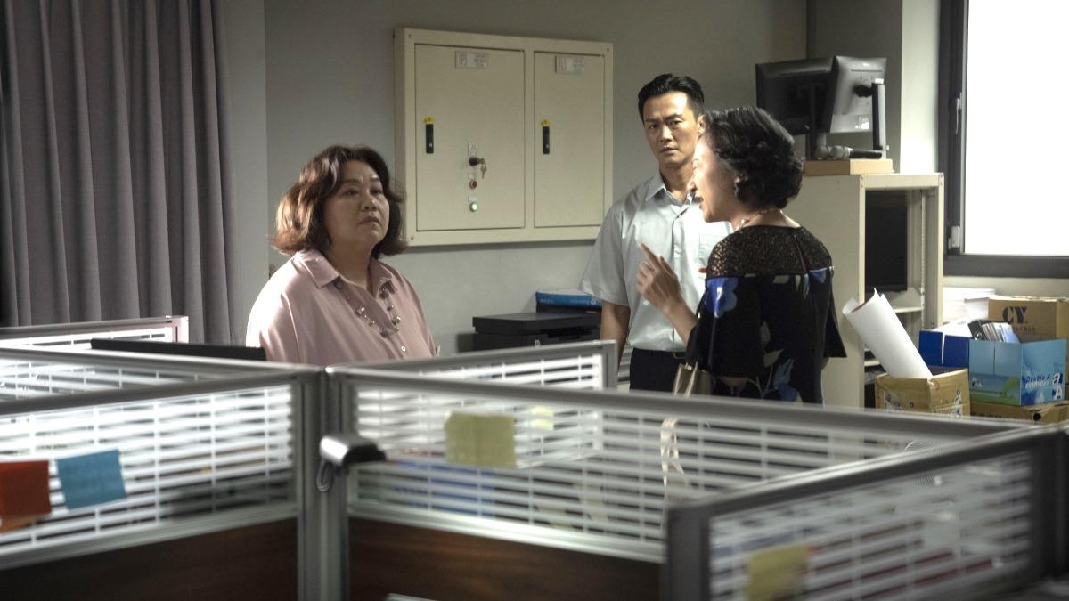 鍾欣凌慘遭打巴掌！演小三被正宮當眾教訓　鬆口：我知道自己做錯了