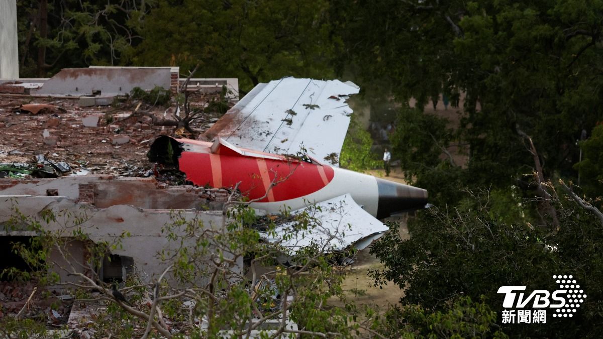 印度航空客機墜毀逾200死　川普：美國願盡力協助