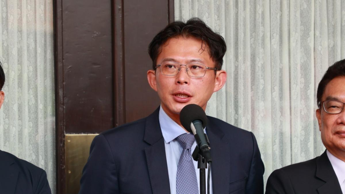正式提案「廢監院」修憲 黃國昌曝已見韓國瑜:他說沒問題