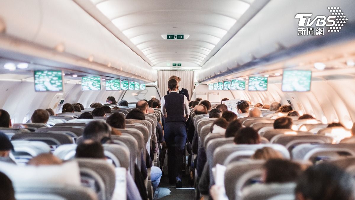 在印度航空空難中，拉梅什坐在逃生口附近。(示意圖／shutterstock 達志影像)