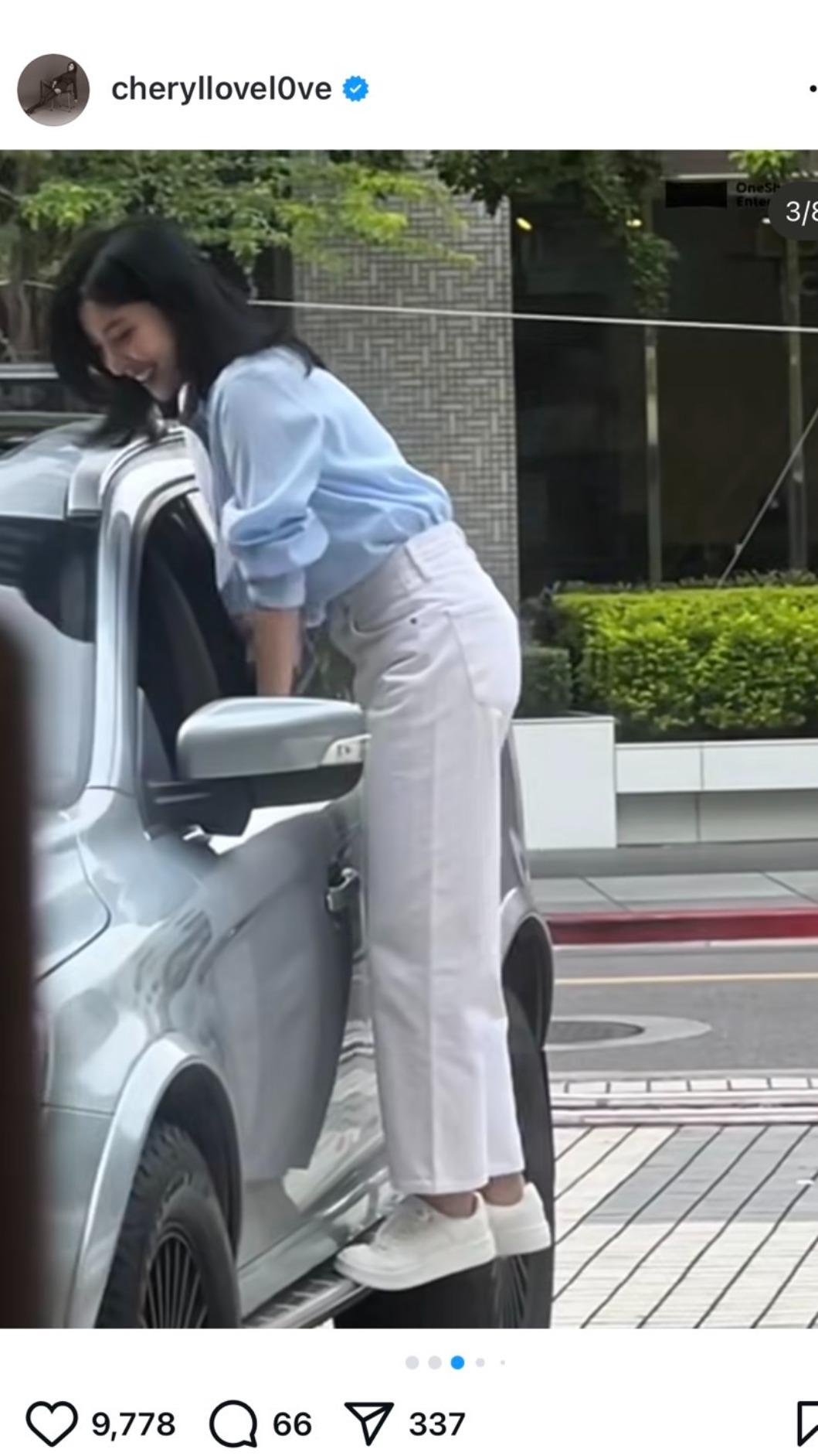 楊謹華(右)不捨老公去機場。(圖/翻攝自楊謹華IG)