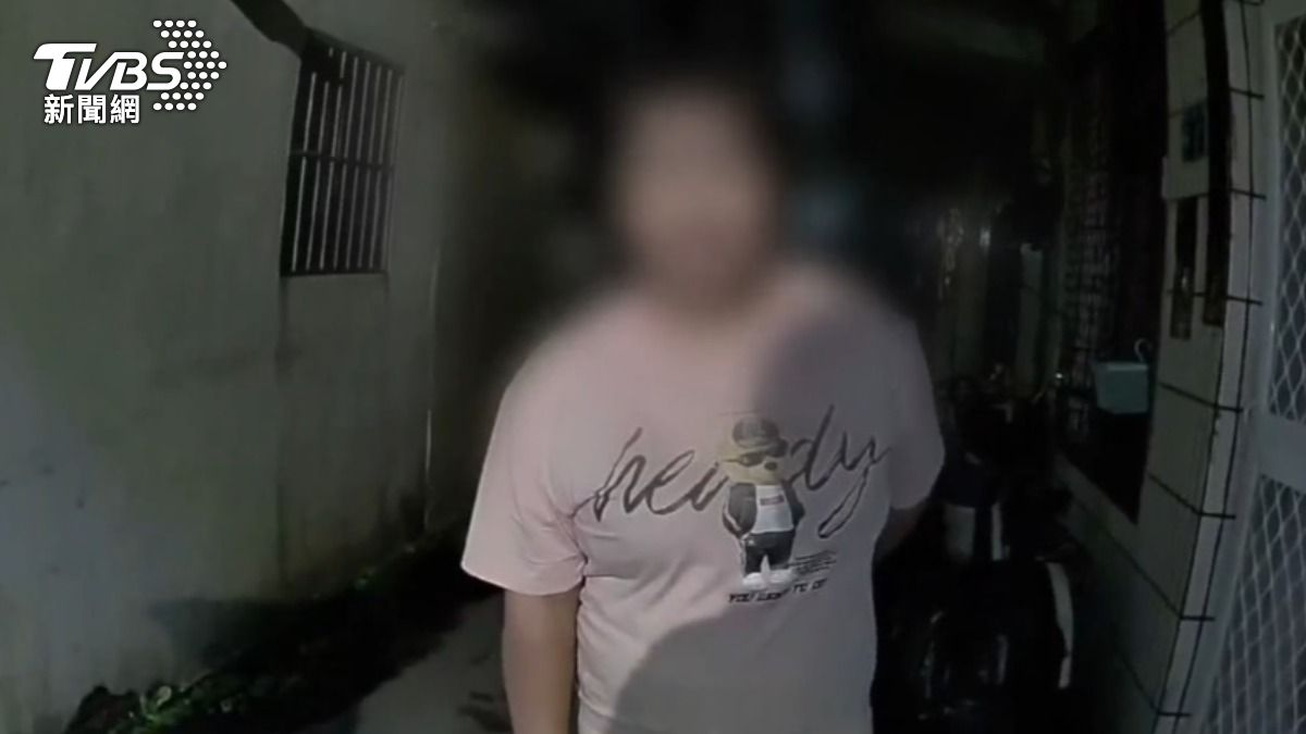 飼主表示自己沒錢沒工作,反嗆:告我啊。(圖/TVBS)