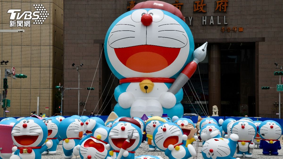 圖輯/哆啦A夢快閃信義區 巨型小叮噹、人偶秀互動亮點一次看
