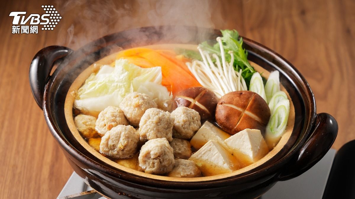 吃火鍋沾1種「邪教醬料」 她實測後超震驚:不難吃耶!
