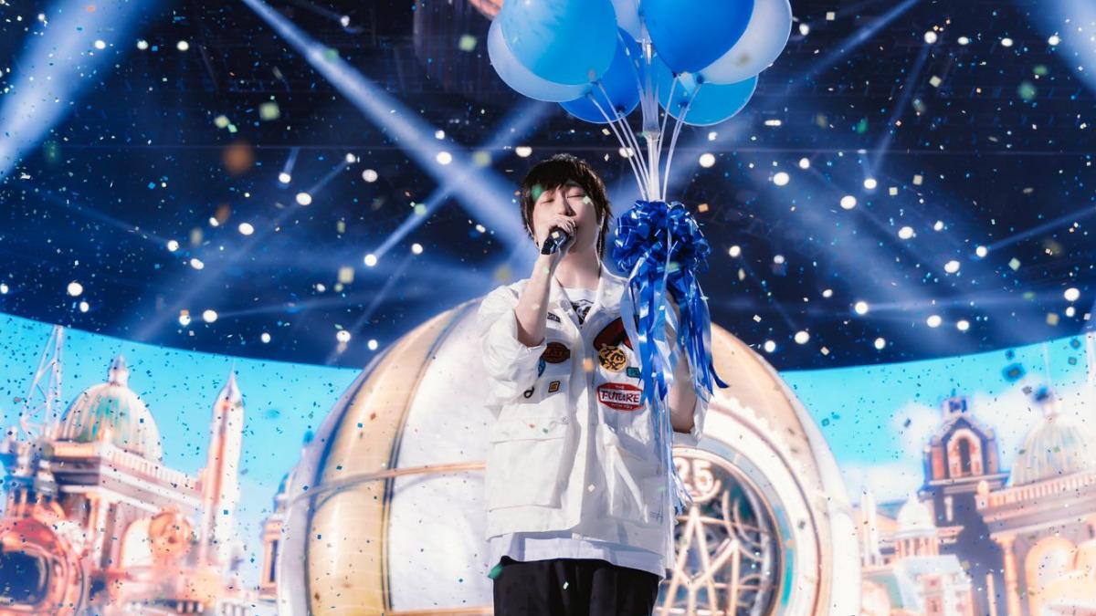 追星成功!五月天12歲粉絲畢業 「感人一幕」召喚阿信獻祝福