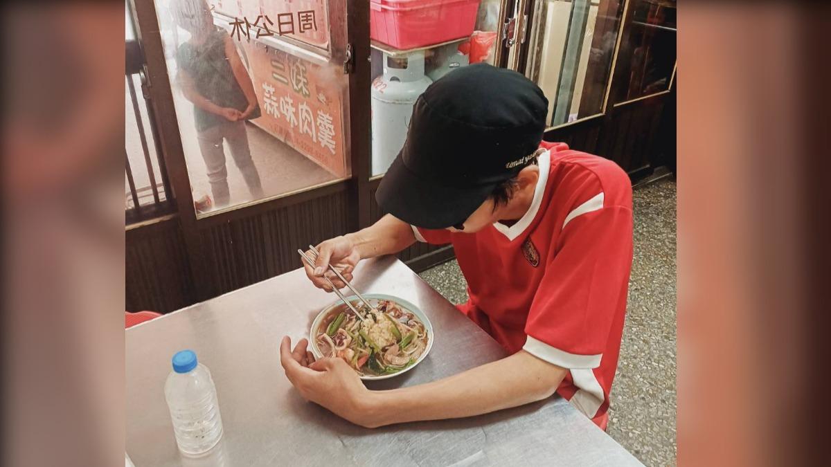 疑遭父從小軟禁!21歲台中男不識字成幽靈人 流浪街頭揭坎坷身世