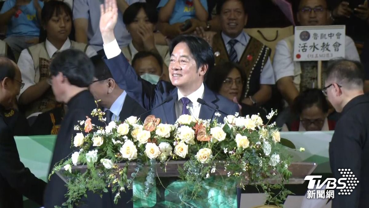 賴清德總統南下高雄鳳山出席台灣基督長老教會160年感恩禮拜。（圖／TVBS）