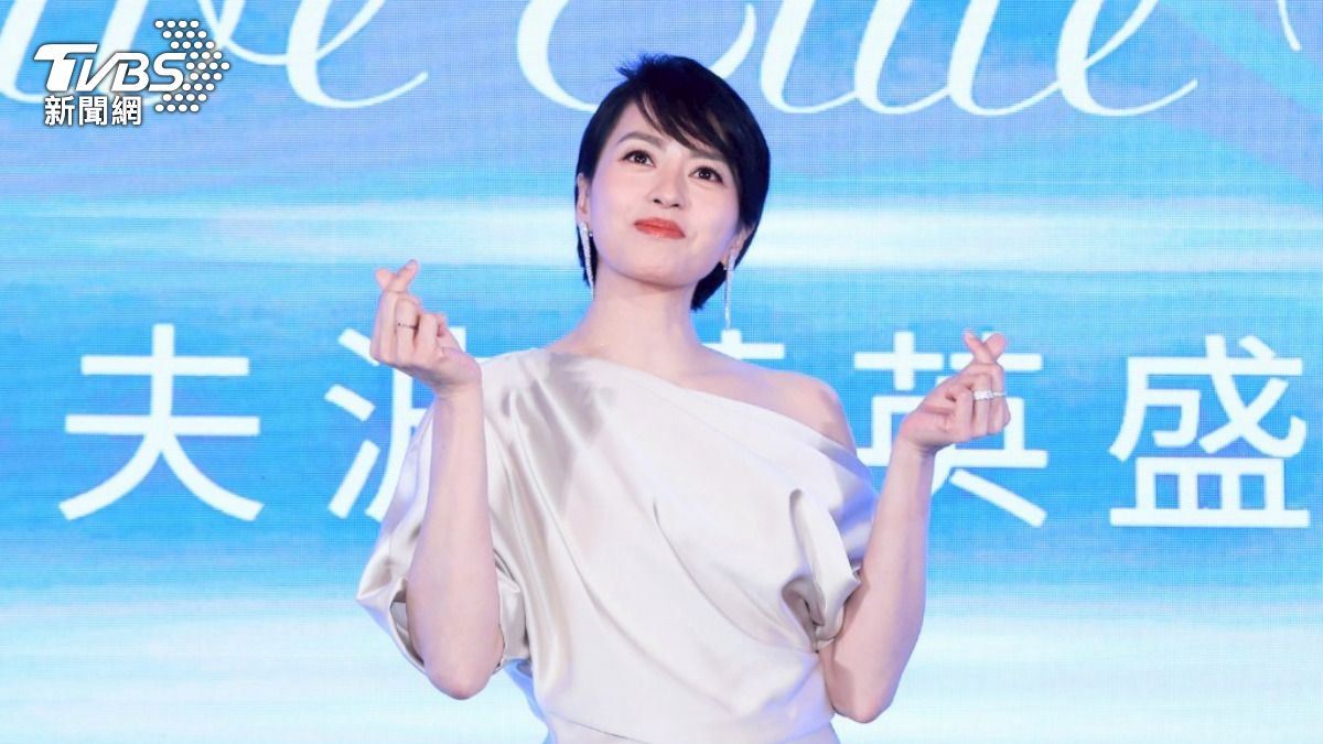 49歲梁詠琪逆齡「認了動手腳」 被老公一眼看穿:偷偷變美都不行